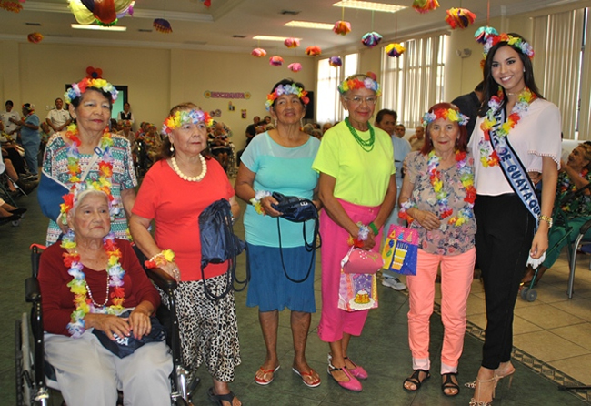 Inocar realizó actividad recreativa para adultos mayores de la Villa Hogar Esperanza