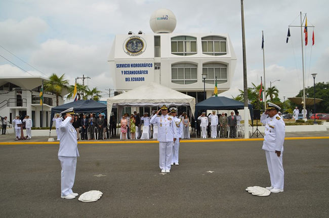 Ceremonia de relevo del Director de Inocar
